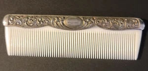 Vintage geprägte verzierte Silberplatte & beige frühe Kunststoff 4" Haarkamm Waschtisch - Bild 1 von 3