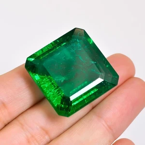 68 CT LAB GROWN EMERALD COLUMBIAN GREEN SQUARE GEMSTONE GIFT 28X28X14 mm - Picture 1 of 4