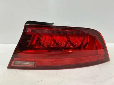 Conjunto de luz trasera exterior derecha Audi RS7 2014 2015 OEM 4G8945095E (TL) Foto 1 de 4