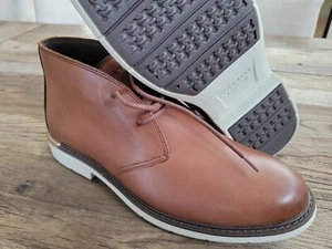 Men Cole Haan The Go-To Lace Chukka Leather Boot Woodberry/Silver Birch C36528 - Picture 1 of 8