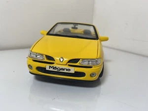 Anson Yellow Renault Megane - 1:18 - 30342 - Picture 1 of 6