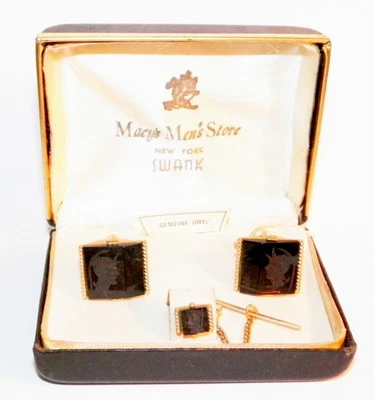 老式 20 世纪 50 年代手工雕刻 ONYX INTAGLIO PC。 SWANK, MACY'S CUFFLINK 套装 — 第 1/4 张图片
