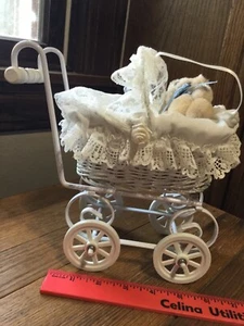 The Hamilton Collection White wicker metal baby carriage stroller teddy bear - Bild 1 von 7