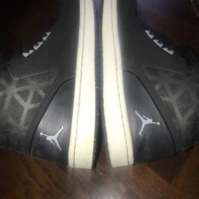 Jordan 1 Vuelo 3 Negro Lobo Gris TALLA 7.5 Foto 1 de 4