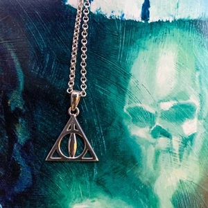 Collar de plata esterlina de las Reliquias de la Muerte (Harry Potter) - Imagen 1 de 5