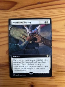 Commander: Strixhaven - Promise of Loyalty - Englisch, Borderless - Bild 1 von 1