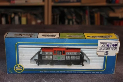AHM Locomotive Center Cab 5011B General Electric, HO Scale, Tested and Working - Image 1 of 4