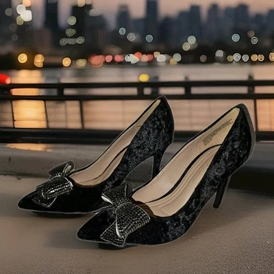 New With Box! Bcbgeneration Bissha-2 Velour Pump With Bling Bow Women's  5.5 - Image 1 of 4