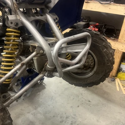 Parachoques delantero Polaris Phoenix 200 2005 05 Foto 1 de 4