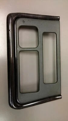 GMC Yukon Denali Sierra 2001 2002 tablero central consola reproductor de CD bisel de ajuste OEM Foto 1 de 4