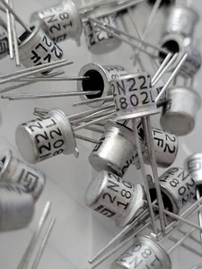 10pcs 2N2222 2N2222A-NPN Transistor TO-18 - Picture 1 of 3