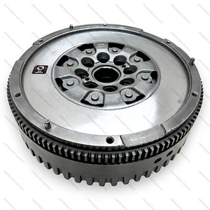 LUK 415 0367 10 ZWEIMASSENSCHWUNGRAD MITSUBISHI COLT SMART 1.5 68 95 PS - Bild 1 von 3