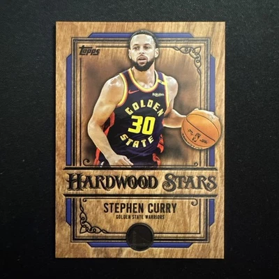 Estrellas de madera dura de la NBA 2025-26 Topps #HS-5 Stephen Curry SSP - Golden State Warriors Foto 1 de 2