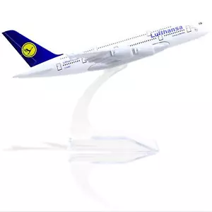Airbus A380 DE/Lufthansa Airlines 1:400 Die-Cast Metal Airplane Model with Stand - Imagen 1 de 9