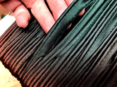 Tubo satinado redondo vintage 1/8" borde pátina cobre 1yd hecho en Francia Foto 1 de 3