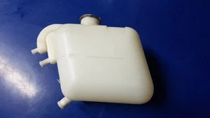 Mercedes Unimog SBU, U435, U437 Coolant expansn tank - 425 500 03 49, 4255000349 - Picture 1 of 5