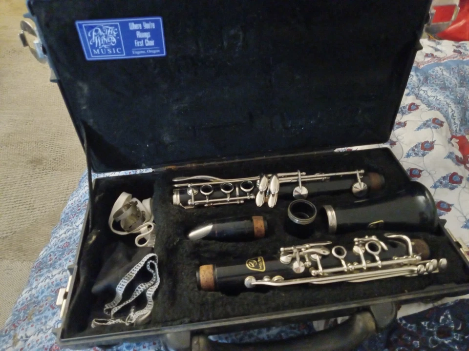 Clarenet Foto 1 de 2