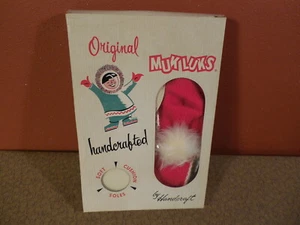 Vintage Handcraft Christmas MUK LUKS Hand Crafted Slippers Ladies Size 10-11 MB - Picture 1 of 5