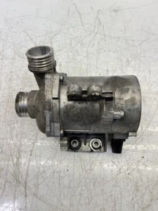 Water Pump for 2005 BMW 3 Series E90 3.0 325 i Petrol N52B30AF N52 218HP - Picture 1 of 2