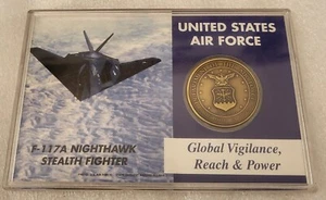 ~ USAF F-117 F-117A NIGHTHAWK STEALTH FIGHTER MEDALLION COIN DISPLAY~ Ships FREE - Picture 1 of 2