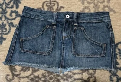 X2 VTG Y2K Style Blue Denim Mini Skirt Women Size 2 Pocket Excellent Condition - Image 1 of 4