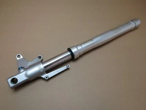 Tubo horquilla derecha Buell XB12S Lightning 2004 soporte Showa (10496) - Imagen 1 de 13