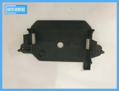original holder Opel Corsa 849420 90464732 holder - Image 1 of 3
