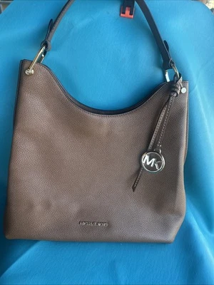 MK Michael Kors Pebbled Leather Shoulder Bag EUC! - Image 1 of 4