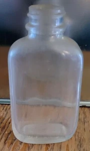 vtg embossed Bayer  aspirin bottle - Picture 1 of 3