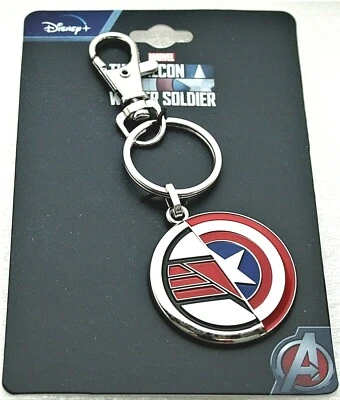 Marvel Comics Capitán América Alas de Halcón Escudo Metal Llavero Nuevo de Lote Antiguo en Paquete Foto 1 de 3