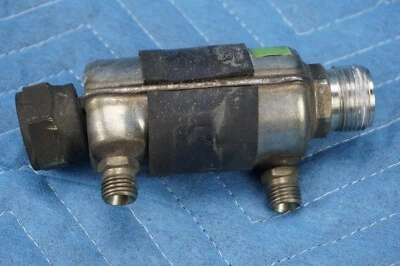 Tubo de refrigeración enfriador de gas combustible Mercedes-Benz W140 S320 1998 1999 OEM Foto 1 de 3