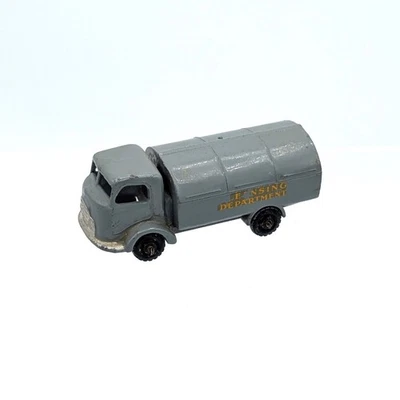 Matchbox Lesney 38A Karrier Refuse 1957 Collector Diecast Toy Truck - Image 1 of 4