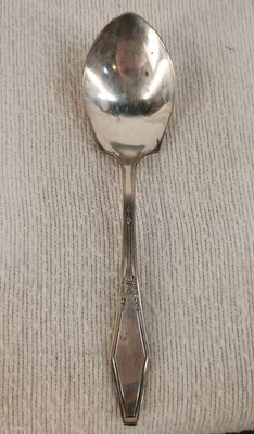 Holmes & Edward Jamestown Silver Plated Serving Spoon 6" - Image 1 of 4