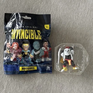 Minifigura Invincible Serie 1 Phatmojo Battle Beast Mystery 3” - Imagen 1 de 8