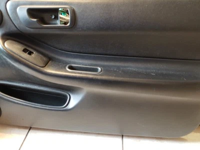 Acura Integra GSR 2000 1,8 L OEM cuero negro panel de puerta de pasajero derecho  Foto 1 de 3