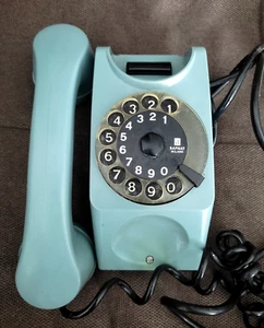 VINTAGE TELEFONO FISSO A DISCO ROTELLA SAFNAT CHICCO VERDE ANNI '70 DESIGN - Photo 1/6
