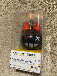 iCutes Portable Mini Travel Speaker 3.5mm Bunny Smartphone Tablet Music - NEW! - Picture 1 of 4