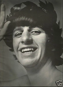 Editorial de 2 páginas fotografiado por Avedon de los años 60 - Ringo Starr abril de 1965 - Imagen 1 de 3