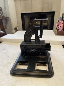 Antique Reliance Metal Postal Scale & Glass Ink Well/ Tole Ware. - Picture 1 of 9