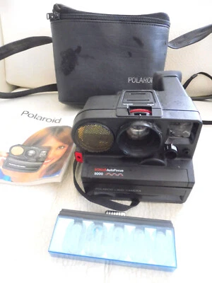Appareil Photo -  Polaroid  Autofocus 5000 + manuel + flash bar + box souple - Photo 1/4
