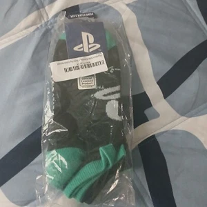 CALZINI UOMO PRIMARK CONFEZIONE DA 3 CON LICENZA - PLAY STATION - TAGLIA 5-10 - Foto 1 di 4