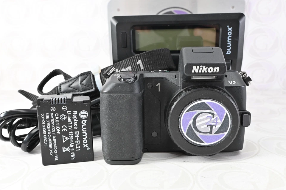 Nikon 1 V2 Gehäuse in Schwarz - Mit 3577 Klicks - GT24 Hit! - Bild 1 von 4