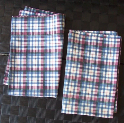 VTG JC Penney Plaid Pillowcases~Std/Queen Size~NavyMaroon/White~Cotton Blend - Image 1 of 4