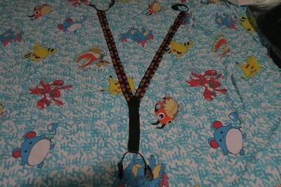 Suspensórios vintage CAS Alemanha Ocidental geométrico Y preto vermelho amarelo - Imagem 1 de 4