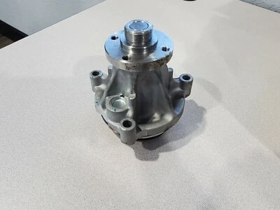 Ford F150 2002 bomba de agua Foto 1 de 4