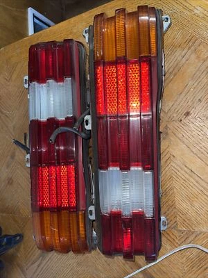 Juego de lentes de lámpara trasera izquierda y derecha mercedes w123 230 240d 280ce 280e 300cd 300d Foto 1 de 4