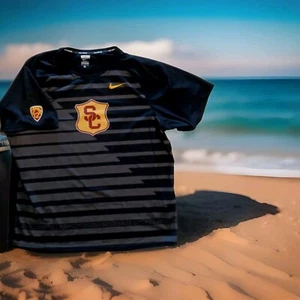 USC Trojans Nike Men's Men's Sz XXL TRACK & FIELD SHIRT TEAM ISSUED BLACK - Picture 1 of 5