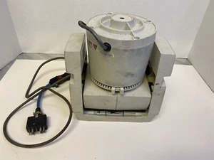 Vicon Micropan Model: V3000APT Light Duty Indoor Pan and Tilt Drive with Autopan - Picture 1 of 3