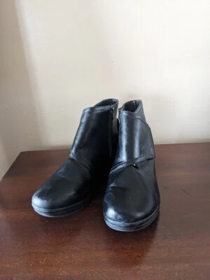 I Love Comfort-Women Ankle Boot-Size 11-Black Faux Leather-Side Zip-Wedge-READ - Image 1 of 4