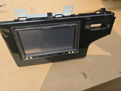 PIONEER AVIC MR-Z009 SAT NAV SCREEN NAVIGATION DISPLAY ENTERTAINMENT UNIT Stema  - Image 1 of 4